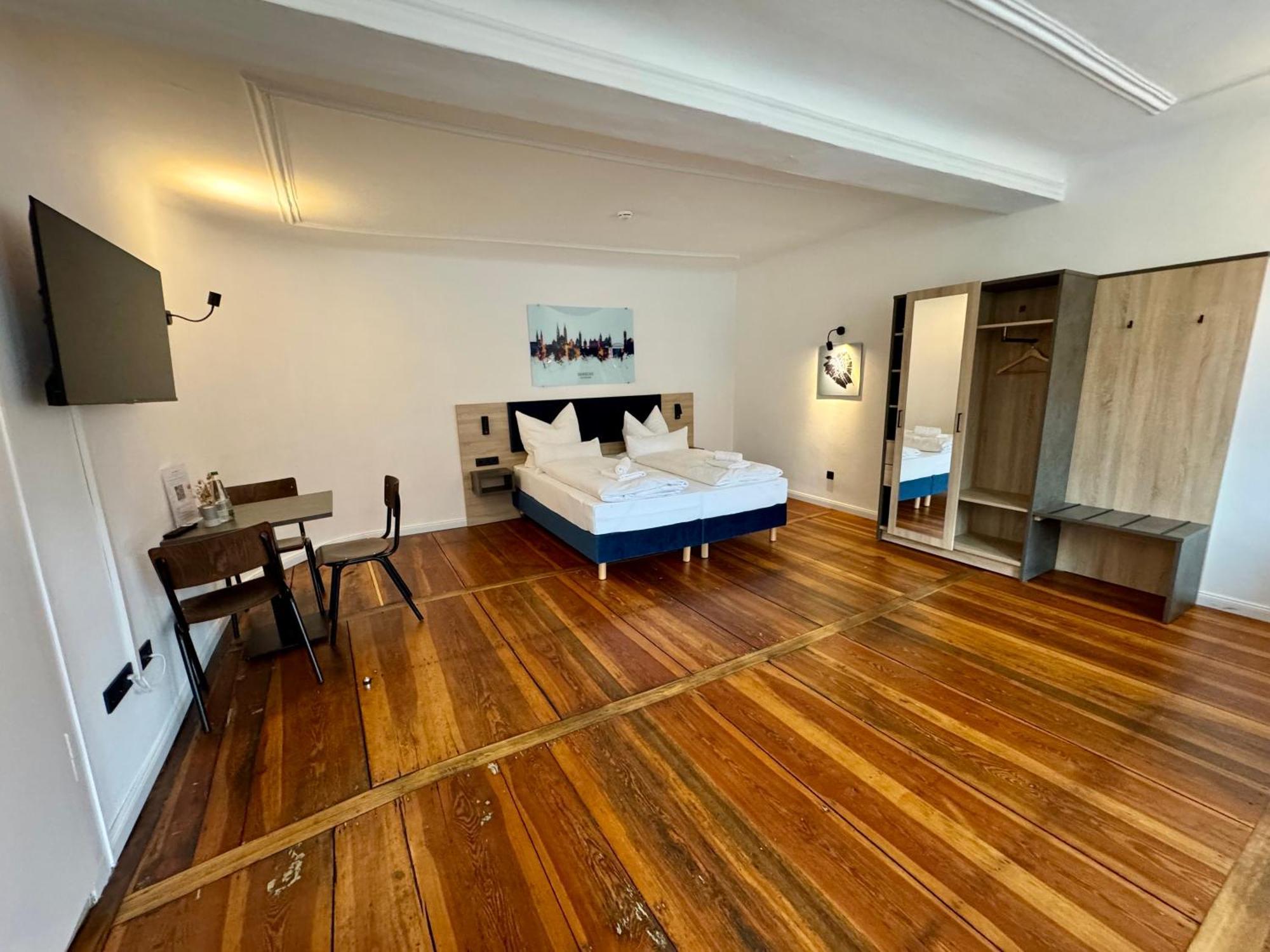 Hopfenhotel Am Adenauerufer Бамберг Екстериор снимка